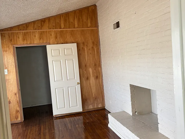 Another view of front room.