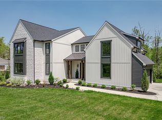 3685 Lewis Rd, Pepper Pike, OH 44124