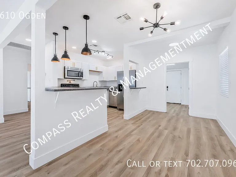 1610 E Ogden Ave — Photo 4