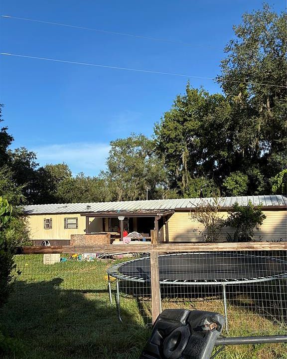 1st image of 16979 SE 6TH LANE