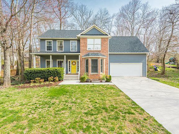 2nd image of 2720 Dee Peppers Dr