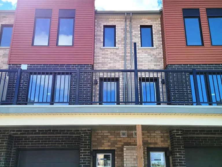 119 Fairlane Ave — Photo 2