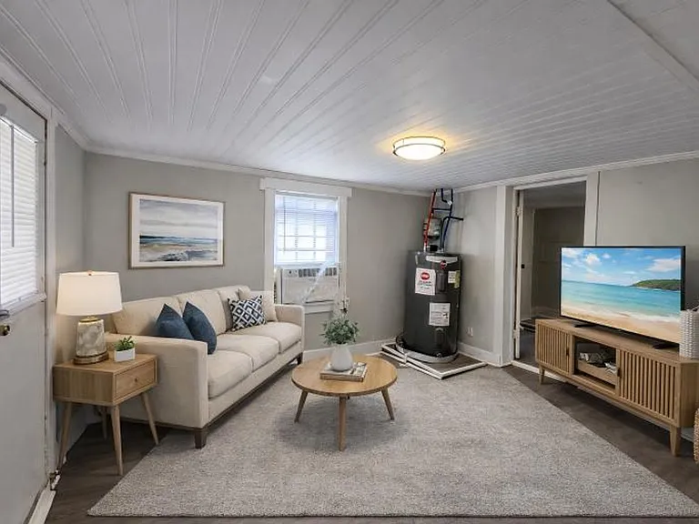 823 Cumberland Dr — Photo 4