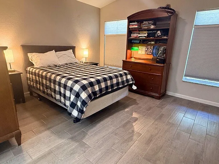 7242 Ashmore Dr — Photo 8