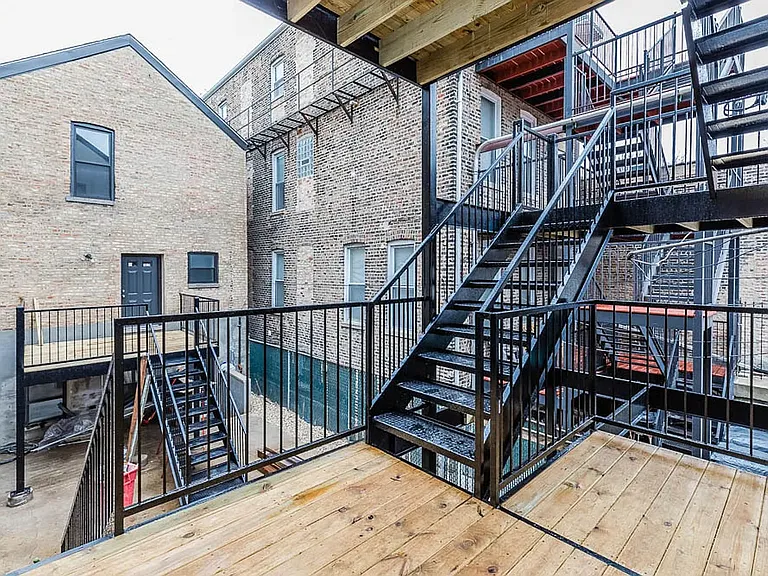 1839 S Loomis St #1R — Photo 9