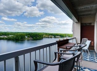 65 Lake Ave APT 809, Worcester, MA 01604