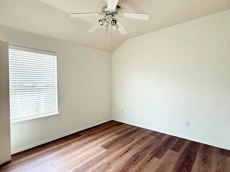 24623 Colonial Maple Dr — Photo 22