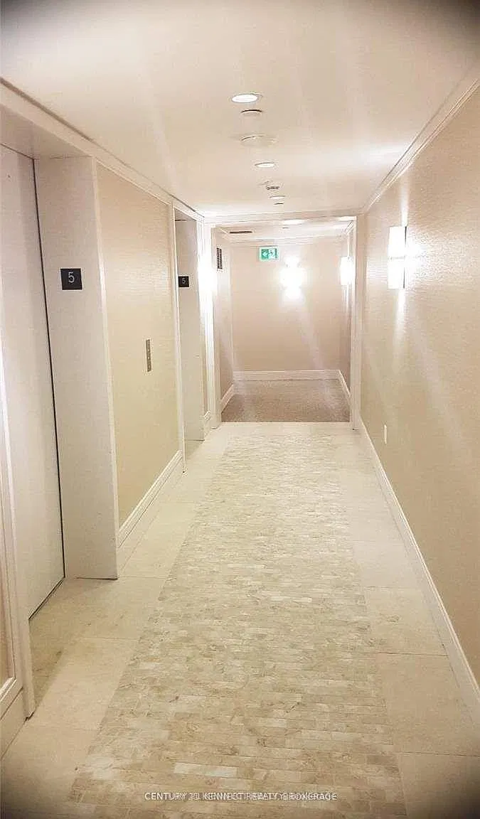 2 bed, $2,400 — Photo 2