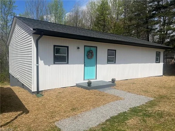 1087 Gunnell Rd, Rural Hall, NC 27045