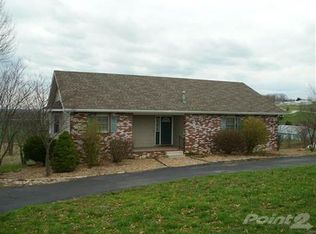 4282 S 90th Rd, Bolivar, MO 65613