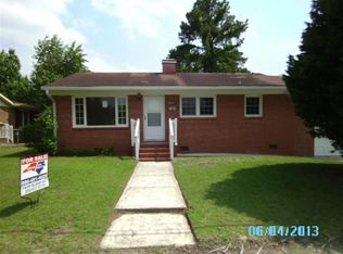 1615 Cobb St, New Bern, NC 28560