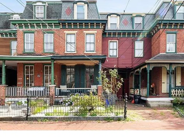 112 Linden St #1, Camden, NJ 08102