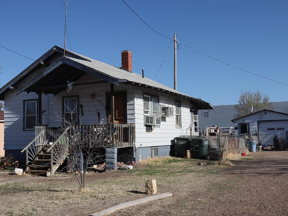 2nd image of 1212 W Trail St