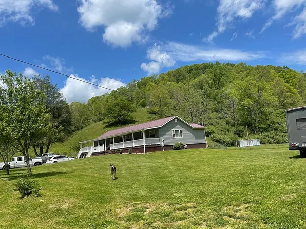38 Right Pine Rd, Grantsville, WV 26147