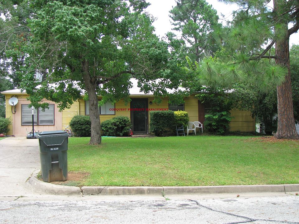 2nd image of 2210 Pinecrest Dr