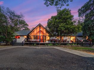 21187 Falling Leaf Rd, Redding, CA 96003