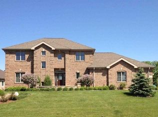 5712 Tuscany Ln, Waunakee, WI 53597