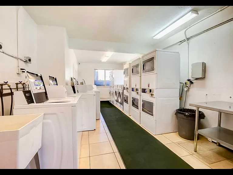 505 Straight Creek Dr — Photo 35