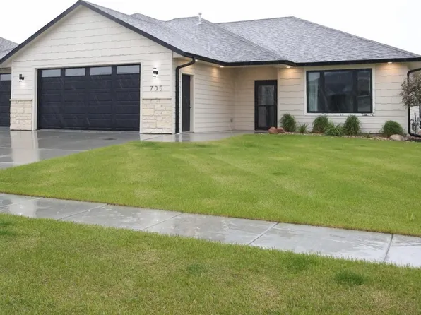 705 Quartzite Cir, Tea, SD 57064