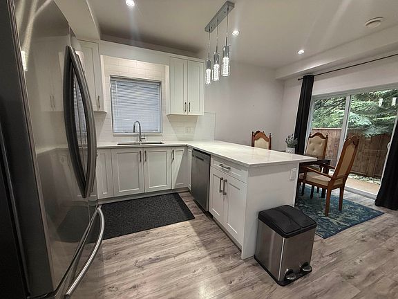 5th image of 750 Hot Springs Rd #11