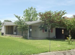 413 S 17th St, Herrin, IL 62948