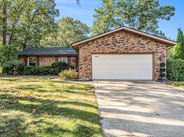 2814 Carmen St, Portage, IN 46368