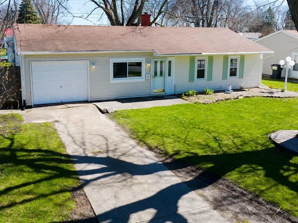 4904 Lisbon Cir, Sandusky, OH 44870