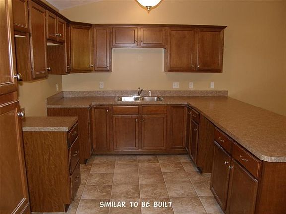 3rd image of 510 Laurie St