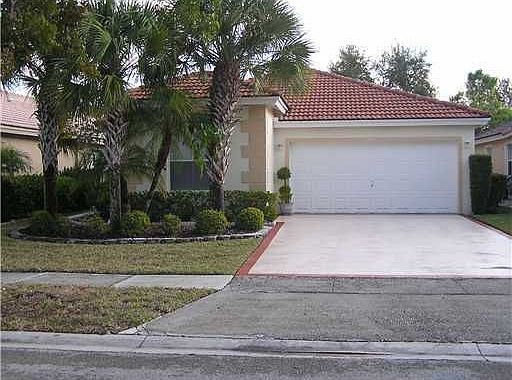 1st image of 1913 NW 208th Ter