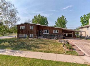 2948 W Flormann St, Rapid City, SD 57702