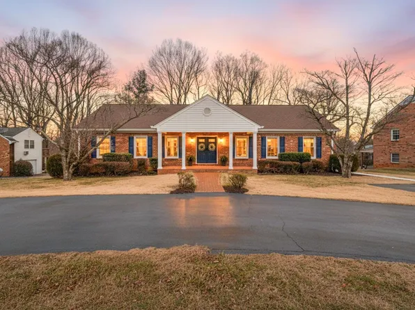 123 Lafayette Pl, Forest, VA 24551