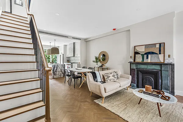 Rented by Compass | media 17