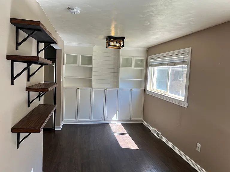6410 W 44th Pl #B3 — Photo 2