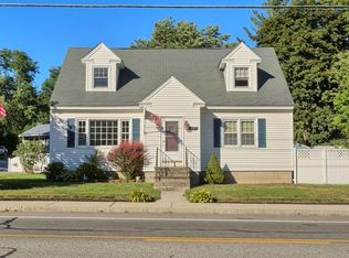 1689 Lakeview Ave, Dracut, MA 01826