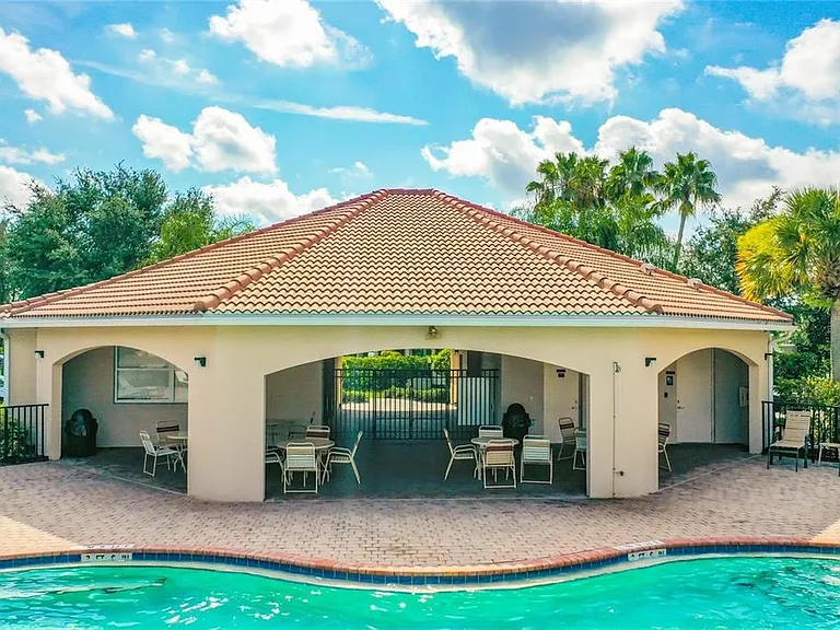 4203 Manatee Ln — Photo 45