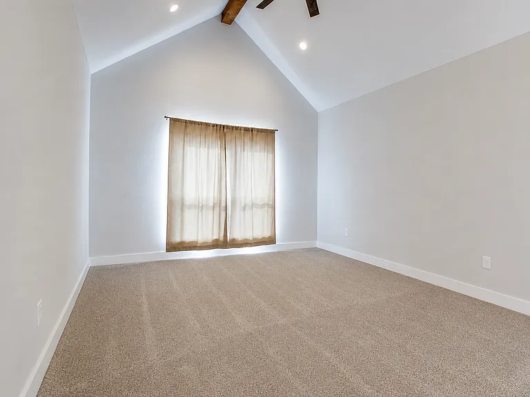 2610 Oak Hills Trl — Photo 12