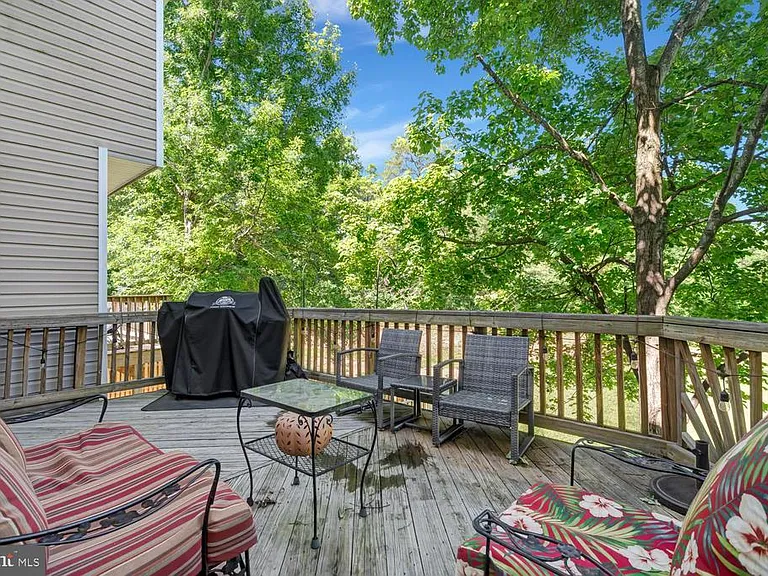 8628 Ellesmere Way — Photo 8