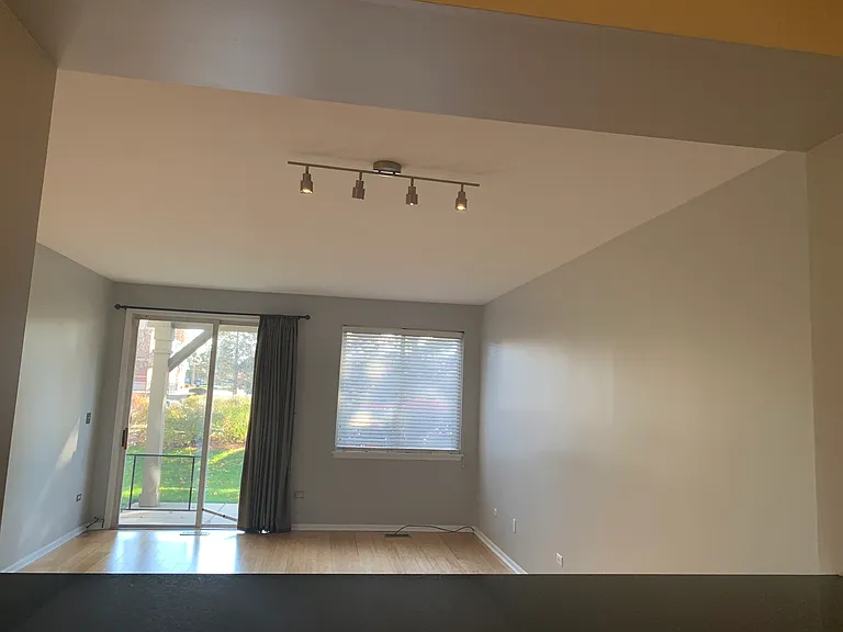 3089 Kentshire Cir — Photo 6