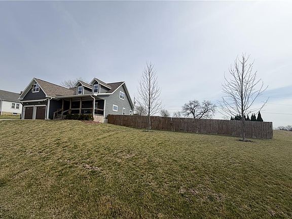 3rd image of 1563 Litton Rd