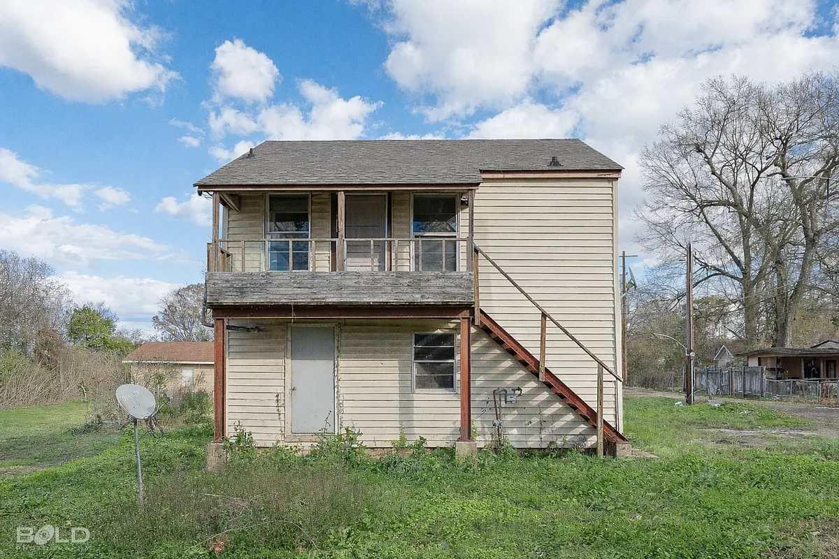 Building Photo - 2837 W Laurel St