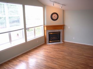 1303 Maddox Creek Rd UNIT 3, Mount Vernon, WA 98274