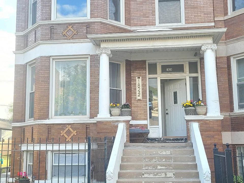 1st image of 1824 S Lawndale Ave APT 2