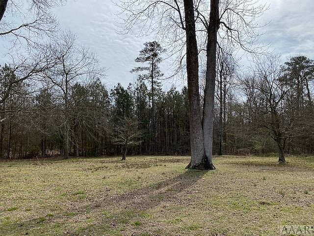1st image of 213 Bay Point Dr
