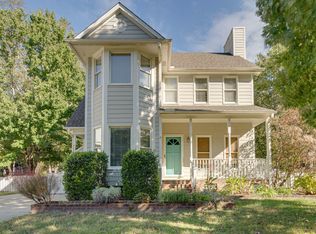 2704 Thurrock Dr, Apex, NC 27539