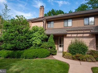 321 Paoli Woods Dr, Paoli, PA 19301