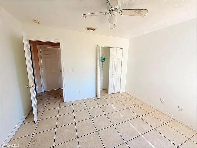 419 NE 16th Pl — Photo 12