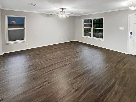 4th image of 519 Stone Gate Dr