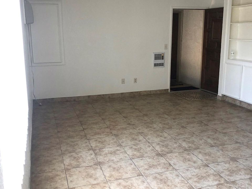 1st image of 939 E Washington Ave