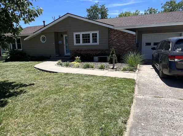 601 E McKissock St, Knob Noster, MO 65336