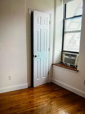 Rented by Centric New York | media 11